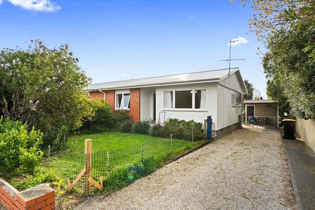 Easy Living, Convenient Location 1