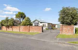 32 Port Street West, FEILDING