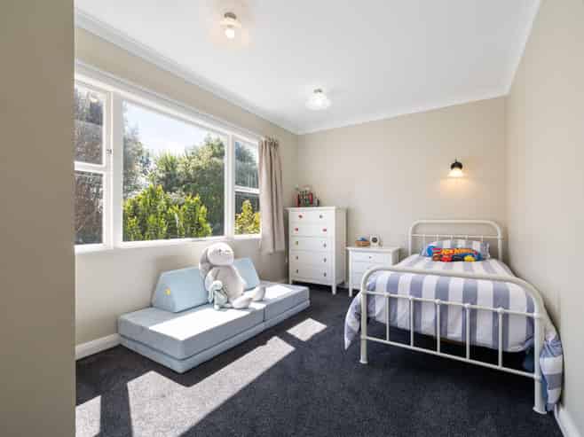 32 Port Street West, FEILDING