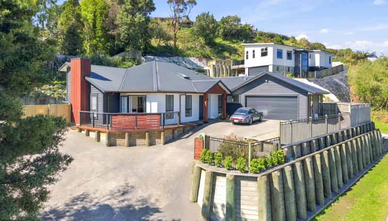 14a Montgomery Road, Otamatea