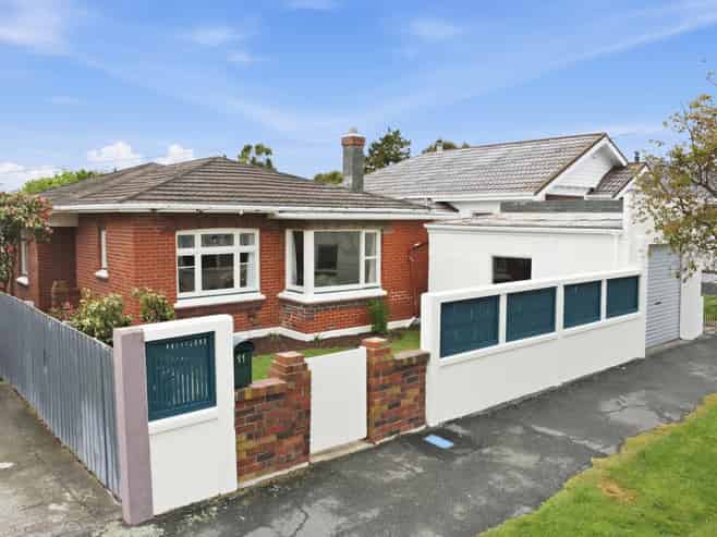11 Waterloo Street, Saint Kilda