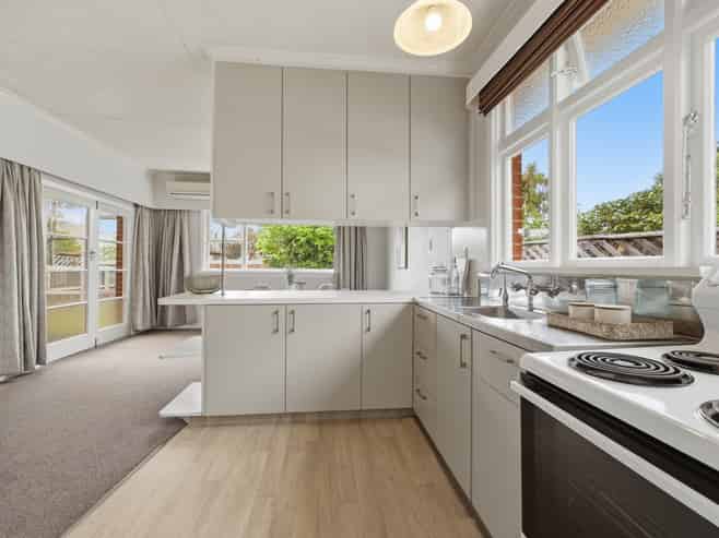 11 Waterloo Street, Saint Kilda