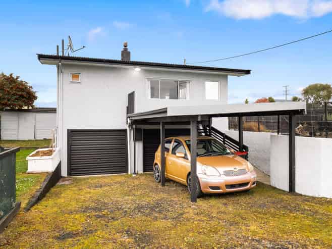 112 Beach Street, WAIKOUAITI