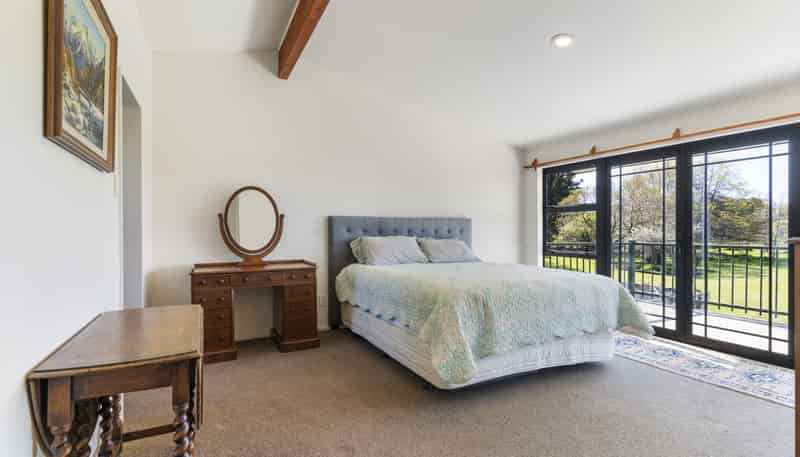 360 Te Whiti Road, Homebush