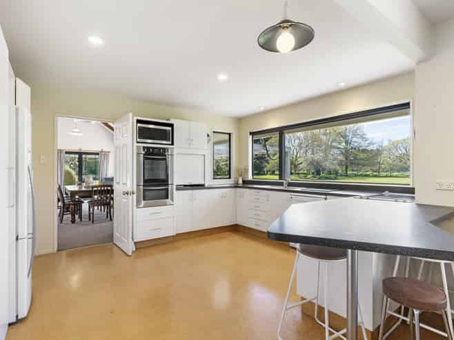 360 Te Whiti Road, Homebush