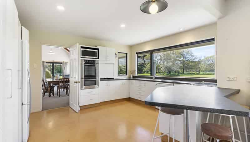 360 Te Whiti Road, Homebush