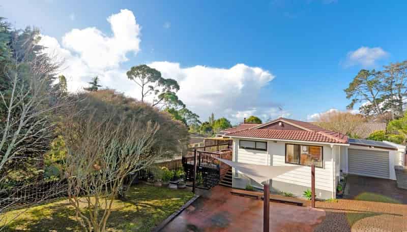 11 Panzic Place, Glen Eden