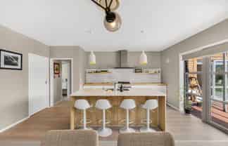 7 Bretby Court, Jacks Point