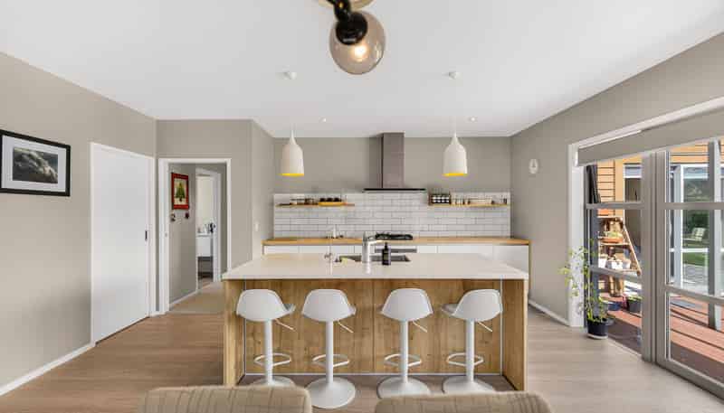 7 Bretby Court, Jacks Point