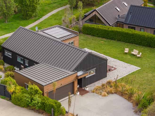 7 Bretby Court, Jacks Point