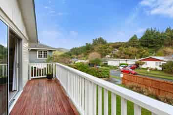 30 Mcgowan Road, Wainuiomata