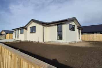 47 Ebenezer Drive, Lincoln