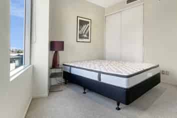 301/86 The Strand, Parnell