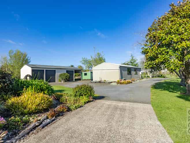 1224 State Highway 16, WAIMAUKU