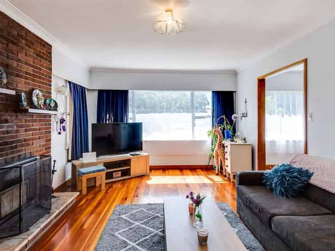 12 Harold Holt Avenue, Onekawa