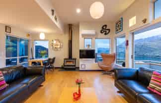 B/13 Peregrine Place, Queenstown Hill