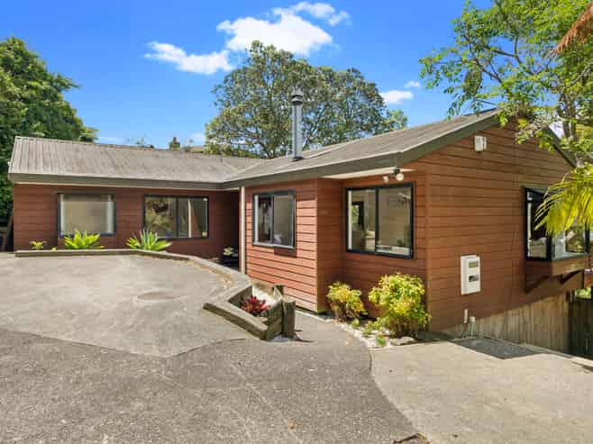 2/149 Glengarry Road, Glen Eden