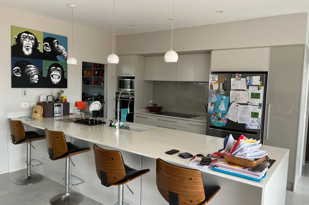 Beachlands, 4 Bedrooms 4