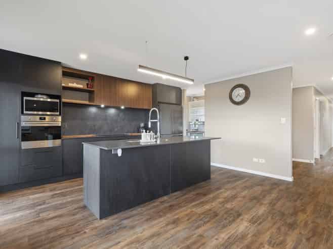 4 Rosslands Avenue, Paerata