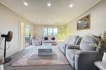 44 Broadfield Street, Massey