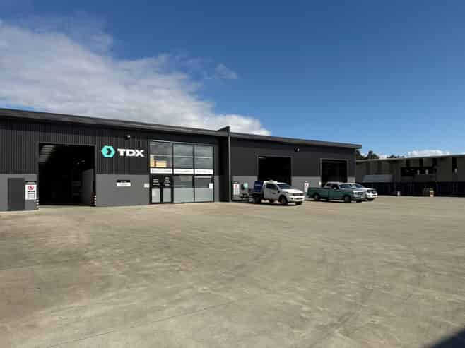 Modern, High Profile Workshop Package