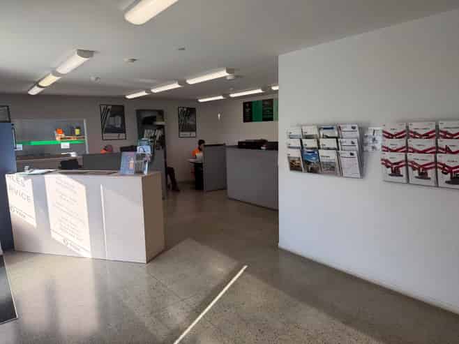 Modern, High Profile Workshop Package