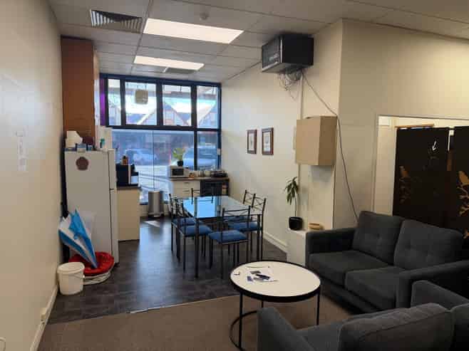 Ground Floor Office Space with Car Parks