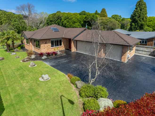 17 Edgewater Street, Waikanae