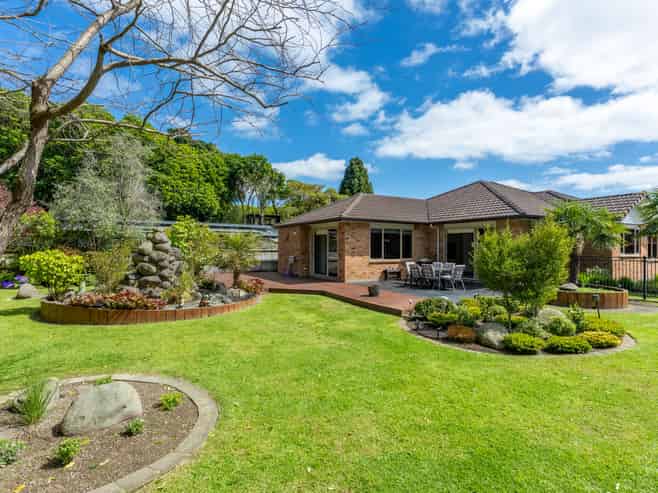 17 Edgewater Street, Waikanae