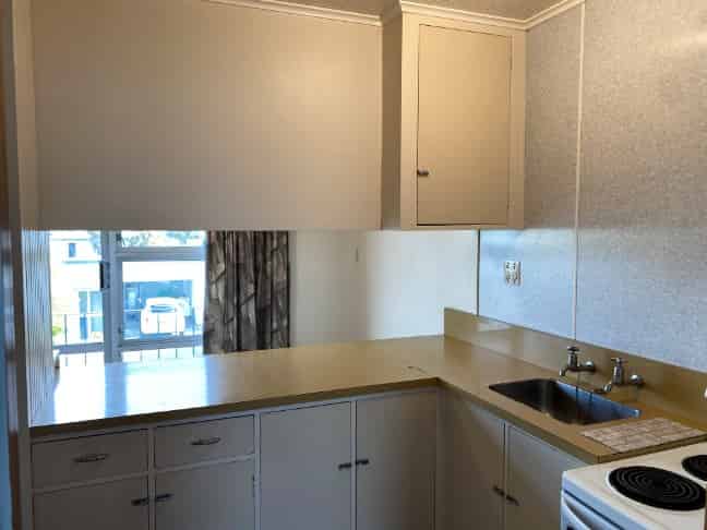 18/1108 Karamu Road North, Mayfair
