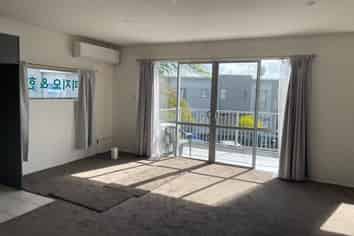 31/15 Bishop Lenihan Place, East Tamaki