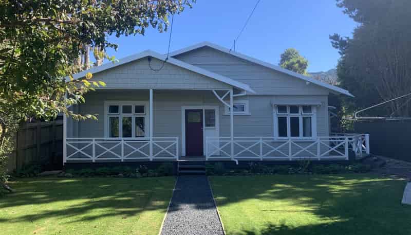 11 Duke Street, Sawyers Bay