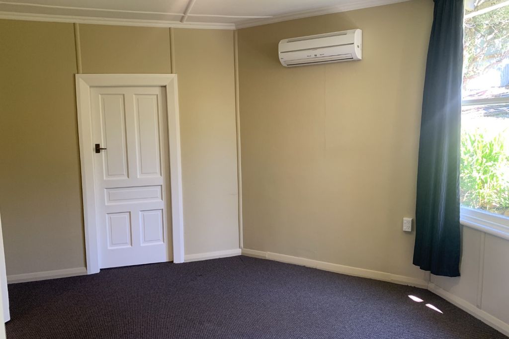 POPULAR SAWYERS BAY - WEST HARBOUR LIFESTYLE 3