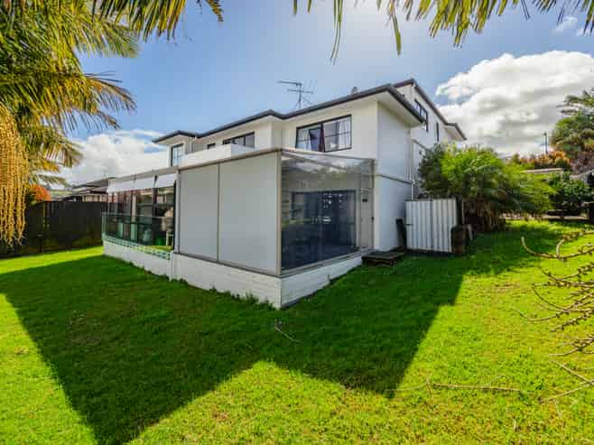 27 Byblos Place, The Gardens