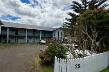 16/25 Weranui Road, Waiwera