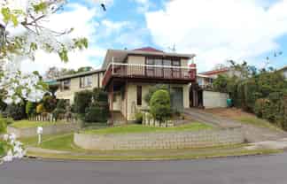 102 Hays Place, Thames