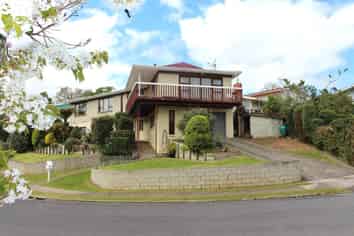102 Hays Place, Thames