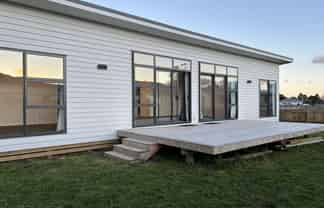 120a Harrison Street East, Featherston