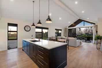 2 Orepunga Wy, Waiau Pa