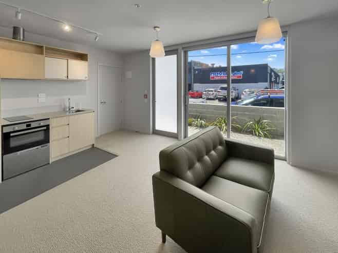 G09/2 Campbell Terrace, Petone