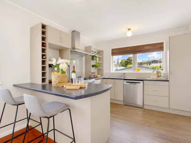 11 Rosalind Road, Glenfield