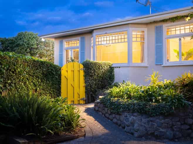 3 Arthur Street, PARAPARAUMU BEACH