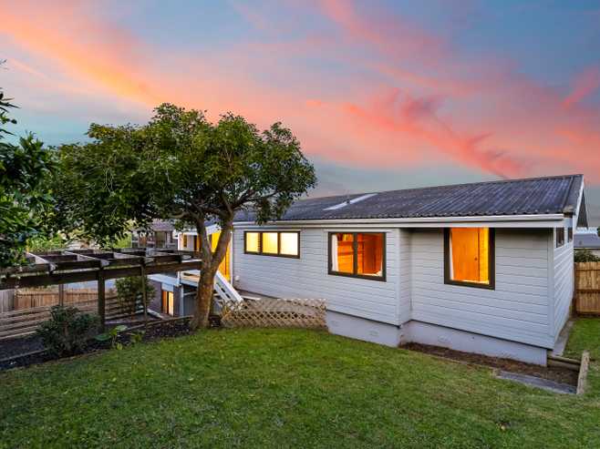 31 Marina View Drive, West Harbour