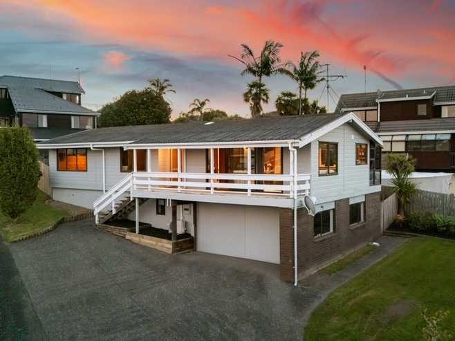 31 Marina View Drive, West Harbour