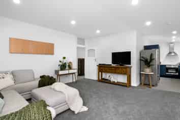 8 Massey Avenue, Saint Clair
