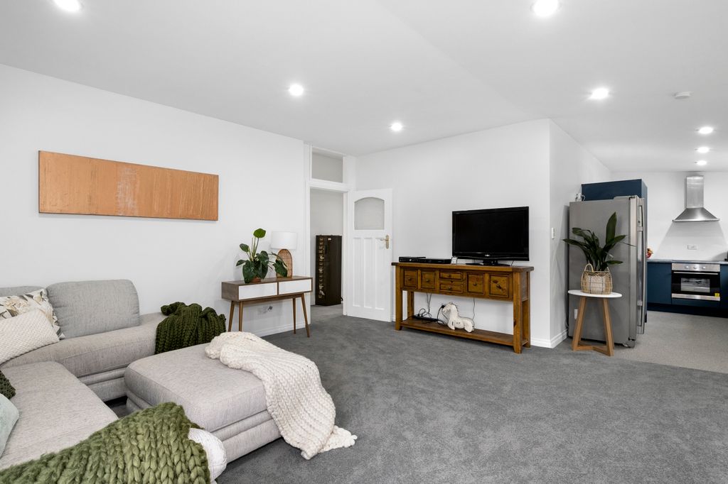 **2027 Character-Filled Three-Bedroom Home** 4