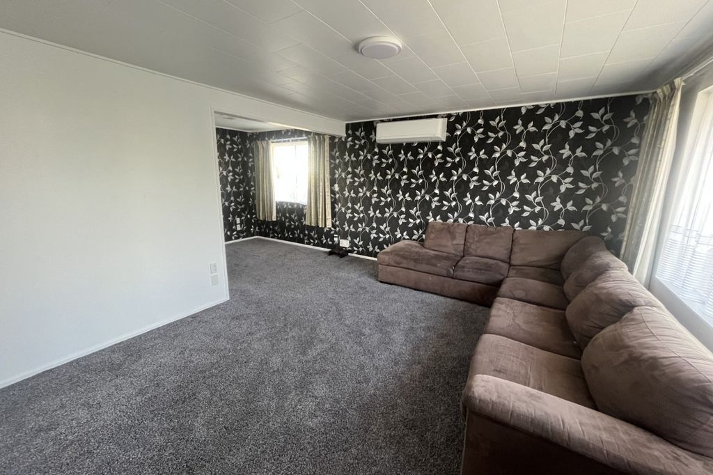 A Standout Lauder Crescent Opportunity 2