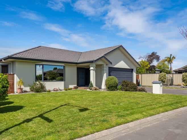 7 Caulfield Place, Taradale