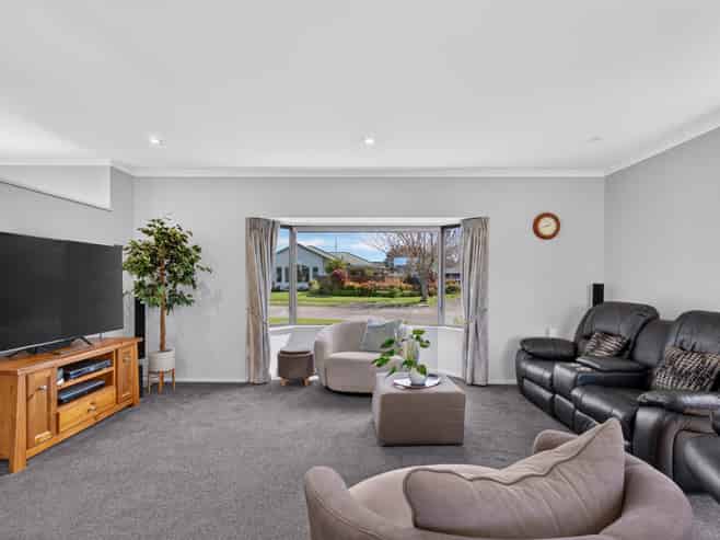 7 Caulfield Place, Taradale