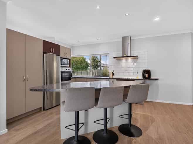 7 Caulfield Place, Taradale
